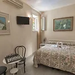 Hotel La Rondinella